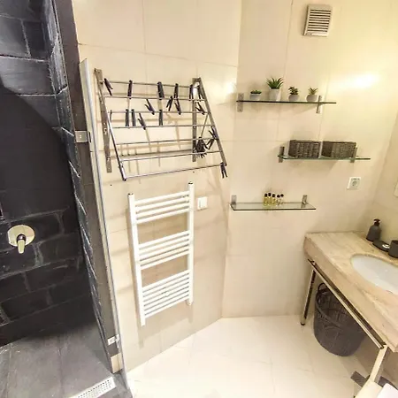 Homy 1bd Ski&spa דירה בנסקו